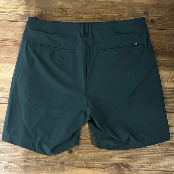 Cuts Clothing Green Athletic Shorts Minimalist Design - Picture 3 of 3